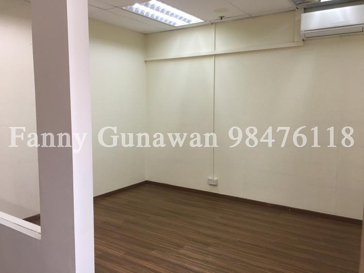 Parkway Centre (D15), Office #135896602